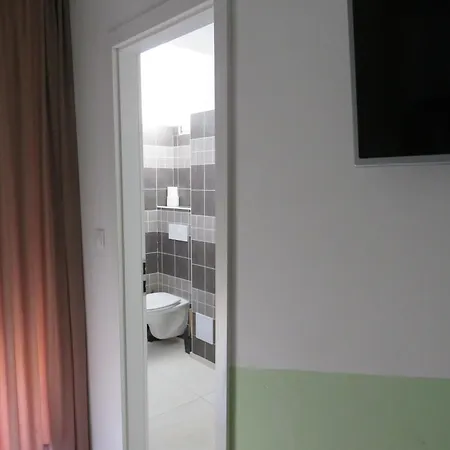 Mici Apartment *